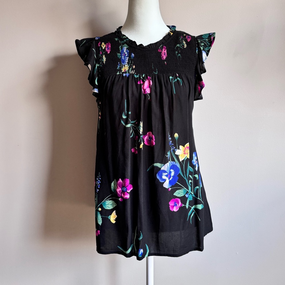 Old Navy Floral Black Top for Women‎ Size Small
